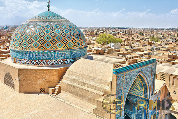عکس استوک نمایی از گنبد مسجد کبیر جامع یزد