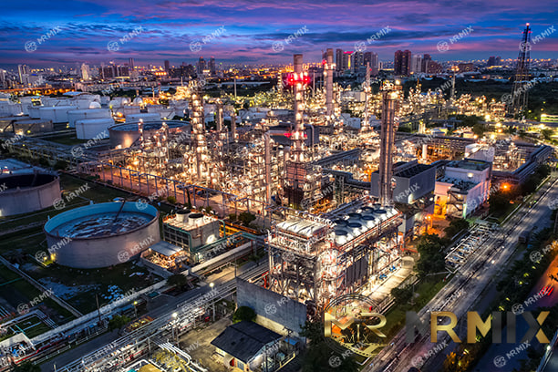 عکس استوک صنعت نفت و گاز - کارخانه پالایشگاه - پتروشیمی