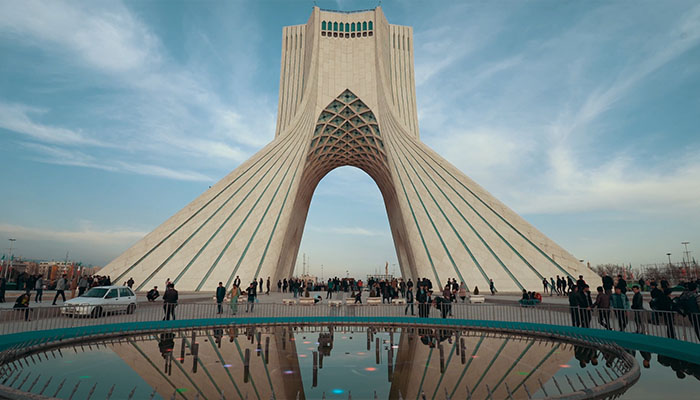 فوتیج برج میدان آزادی تهران