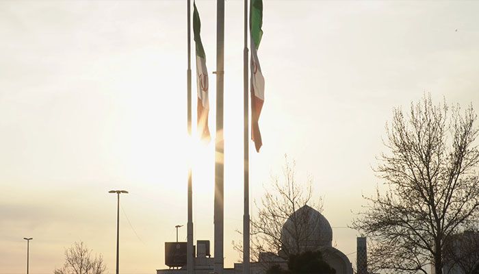 استوک فوتیج پرچم ایران و مسجد