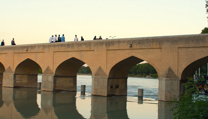 فوتیج پل قدیمی قوسی تاریخی اصفهان