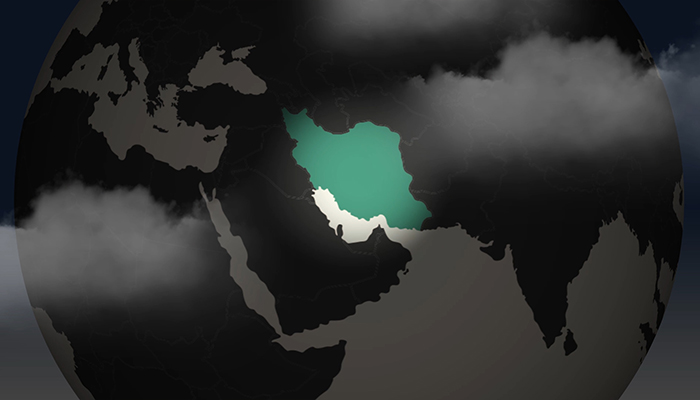 فوتیج زوم کردن روی کره زمین و نقشه ایران دو طرح
