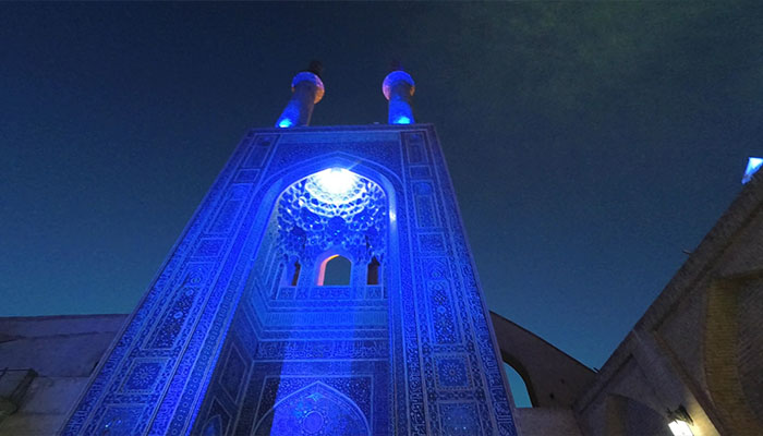 فوتیج مسجد جامع یزد در شب
