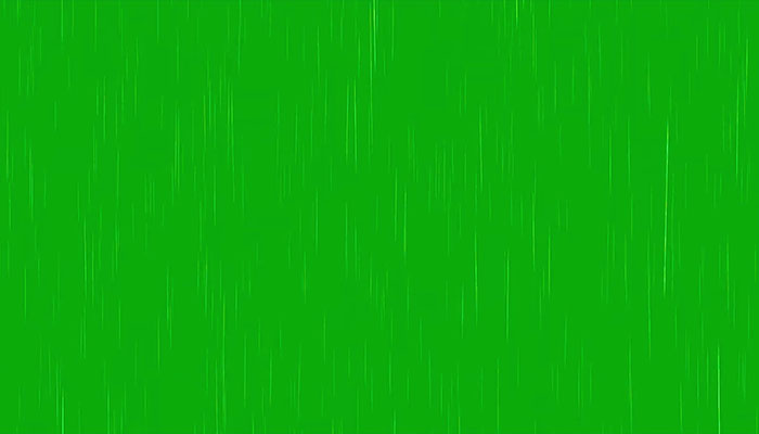 ویدیو فوتیج باران روی پس‌زمینه صفحه سبز می‌بارد