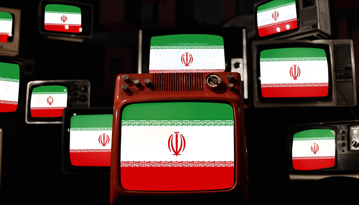 فوتیج پرچم ایران و تلویزیون های قدیمی